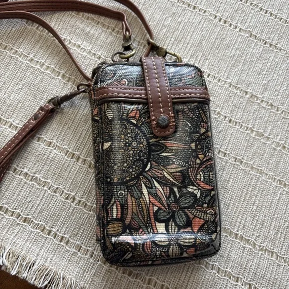 sakroots crossbody wallet purse - Picture 3 of 8